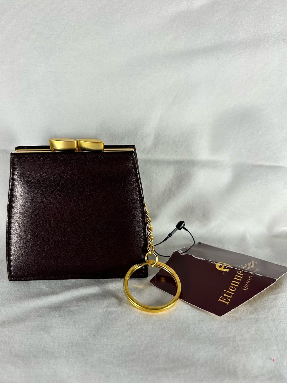 Etienne Aigner Deep Burgundy Leather Key & Card Holder with Gold Hardware - Picture 2 of 3